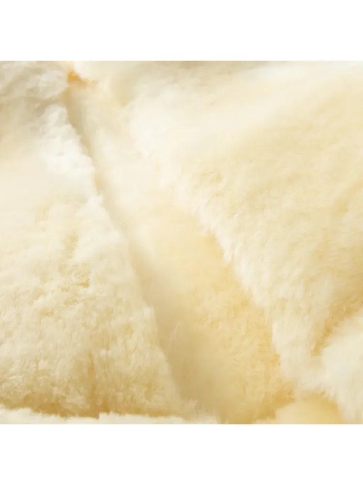 Lambskin pad Trim Kavalkade