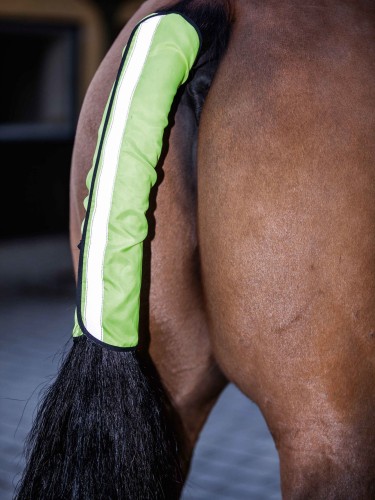 Reflective Tail Guard Kerbl
