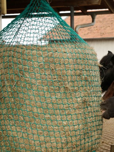 Hangable Round Bale net Ø150, mesh 4.5cm, Kerbl