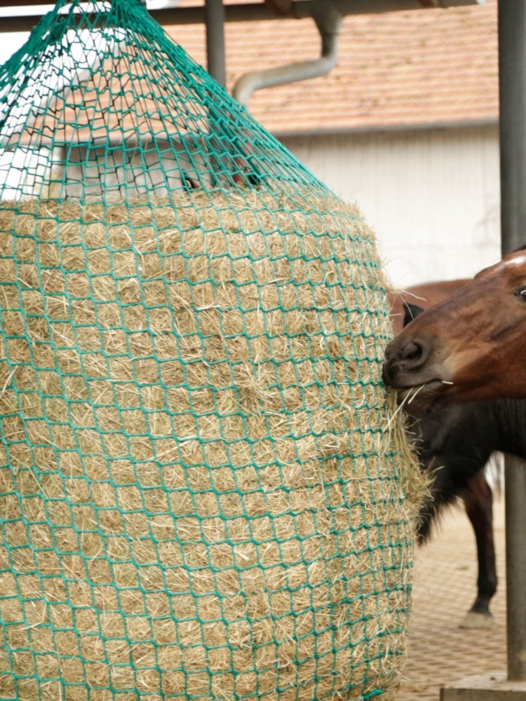 Hangable Round Bale net Ø125, mesh 4.5cm, Kerbl