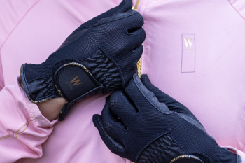 Riding gloves